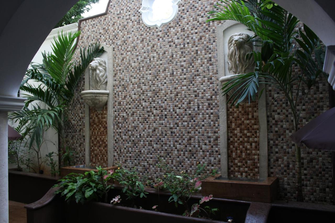 Hotel Casona Margot Valladolid  Exterior photo